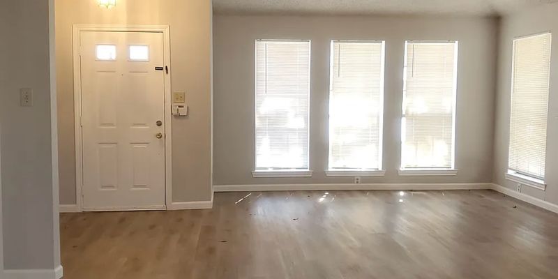 Lancaster House: 815 Tifton Ct