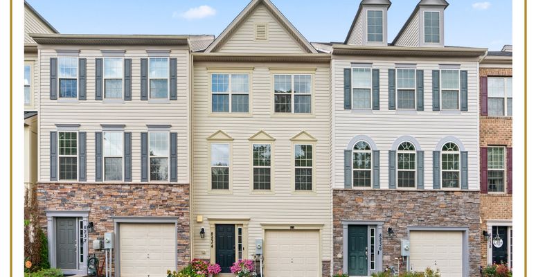 Detroit Apartment: 8210 Decatur St