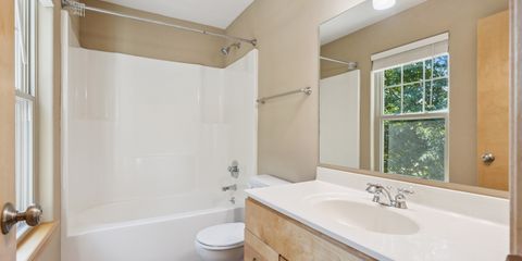 17-149 1894_N_Dubuque_Rd.jpg