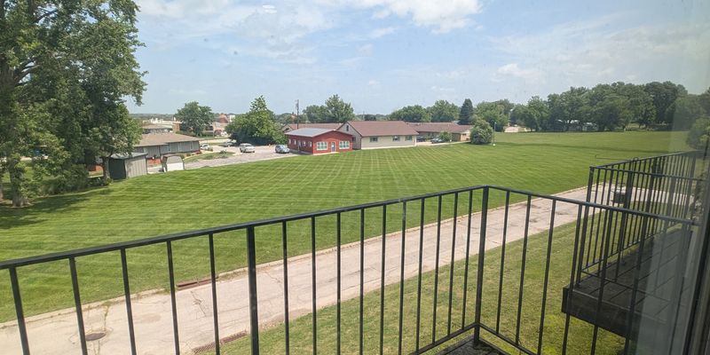 Adel Apartment: 2121 Greene St
