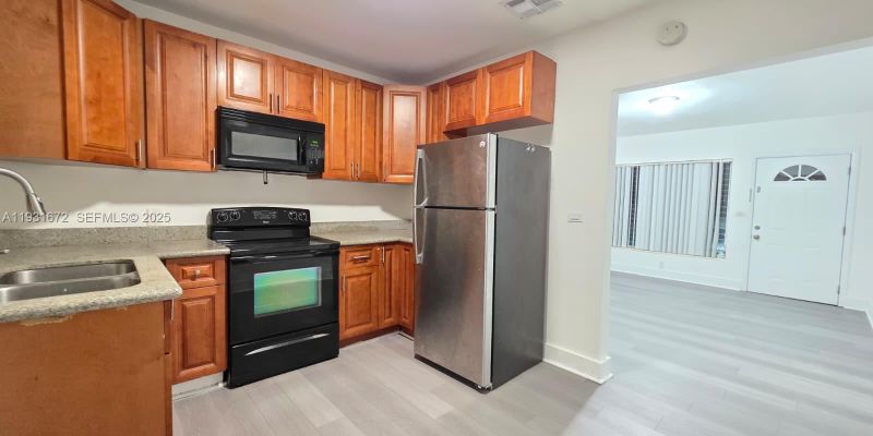 Miami Apartment: 1267 NE 117th St