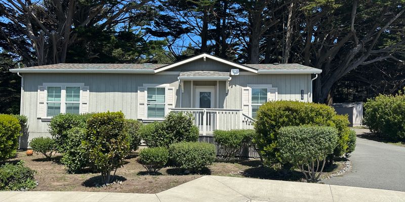 Point Arena House: 129 Cypress Ct