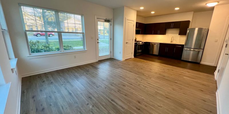 Stamford Apartment: 820 High Ridge Rd