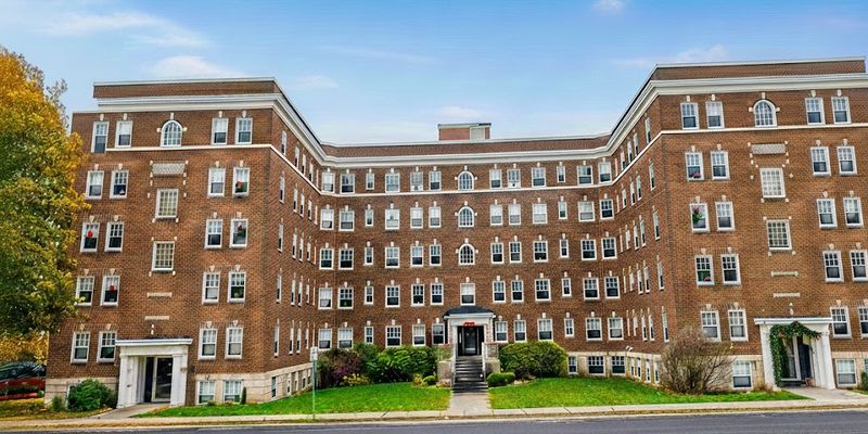 St. Johnsbury Apartment: 17 Church Street
