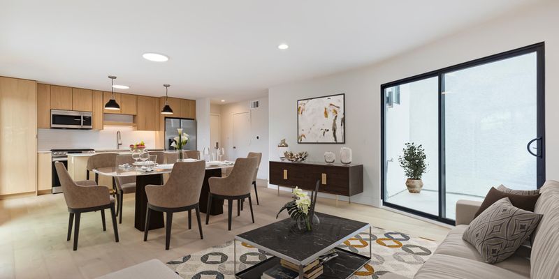 Los Angeles Apartment: 544 Rose Ave
