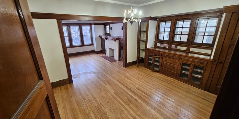 Milwaukee Apartment: 2629 N 50th St