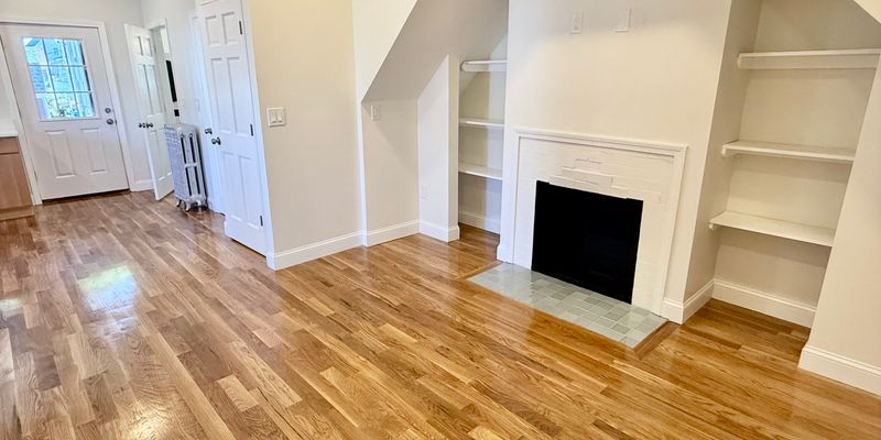 Lynn Apartment: 122 Chestnut St