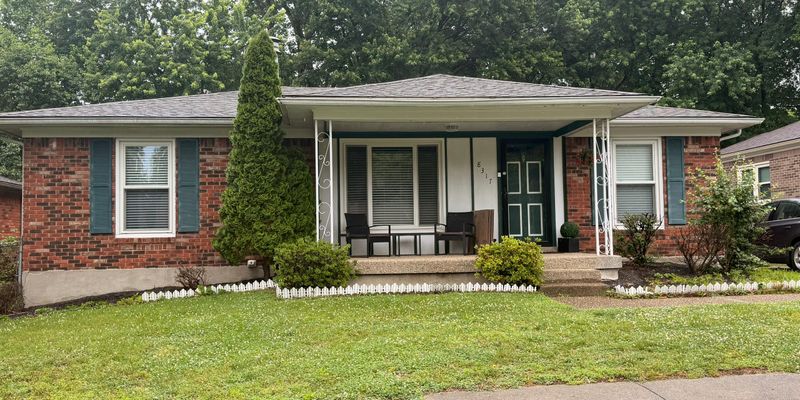 Louisville House: 8317 Daverman Dr