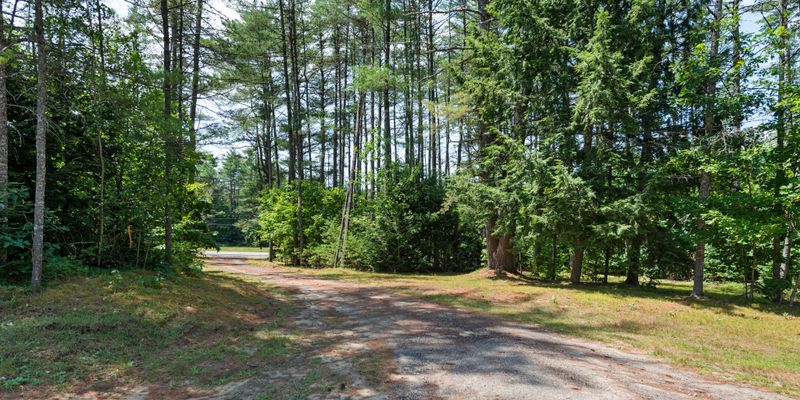 Holderness House: 826 New Hampshire Rte 175
