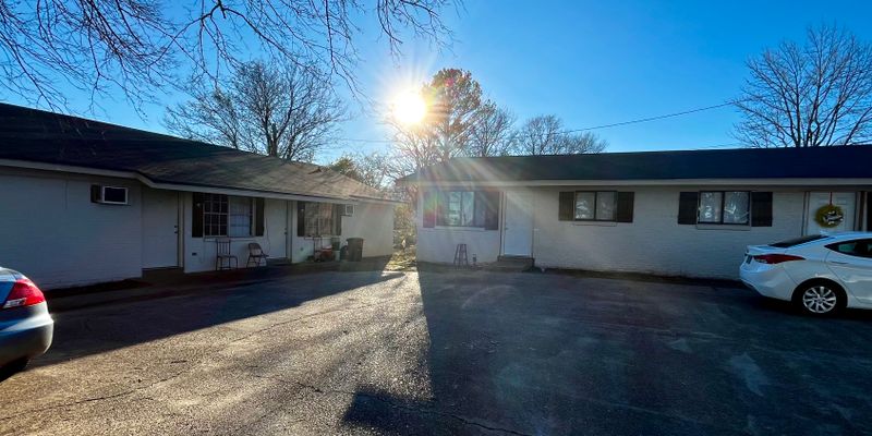 Columbus Apartment: 2112 14th Ave N