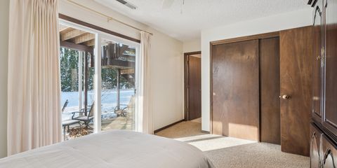 08-119 1245 Michelle CT.jpg