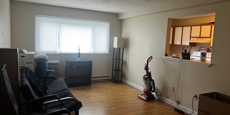 Leominster Apartment: 41 Fairmount Pl