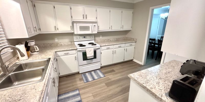 Greenville House: 2905 Sussex St