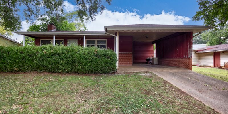 Huntsville House: 4210 Toftoy Dr SW