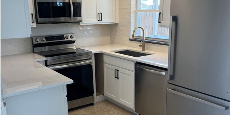 Englewood Multiplex: 1435 New Point Comfort Rd