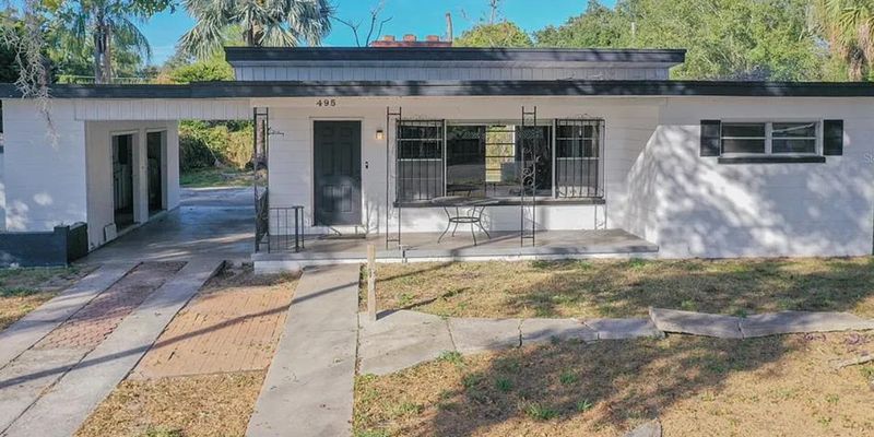 Winter Haven House: 495 Ave F SE