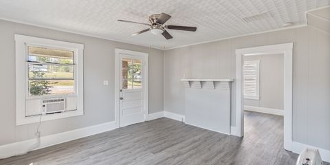 120 E Oak Street-9.jpg