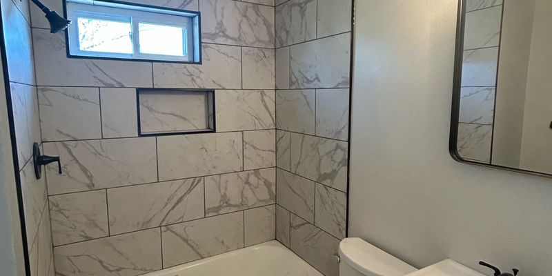 Louisville Apartment: 714 S 40th St