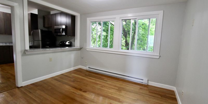 Boston Apartment: 94 E Cottage St