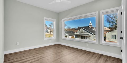 Guest bedroom Unit B.jpg