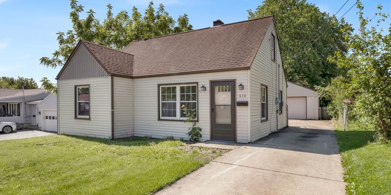 Struthers House: 610 Elm St