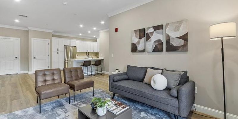 East Lansing House: 2283 Barnsbury Rd #UQ1082RG