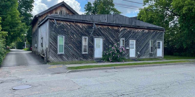 Essex Junction Apartment: 10 Railroad Street