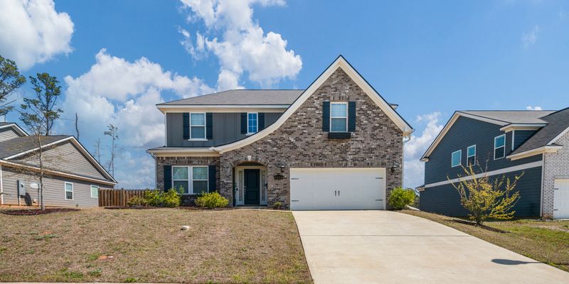 Columbus House: 9928 Long Leaf Pne Dr