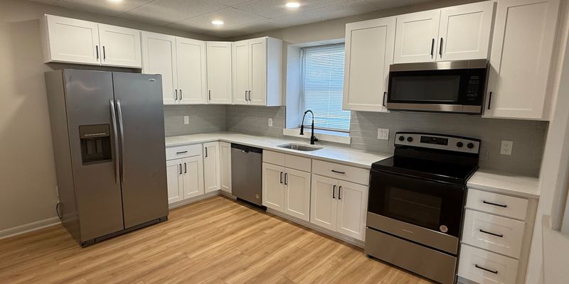 Northampton Apartment: 1601 Washington Ave