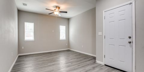 2910-s-laredo-st-san-antonio-tx-78207-MLS-2.jpg