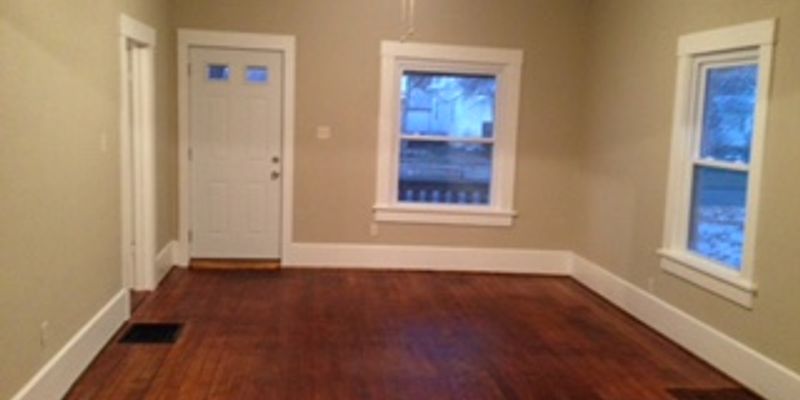 Pittsburg House: 211 W Adams St