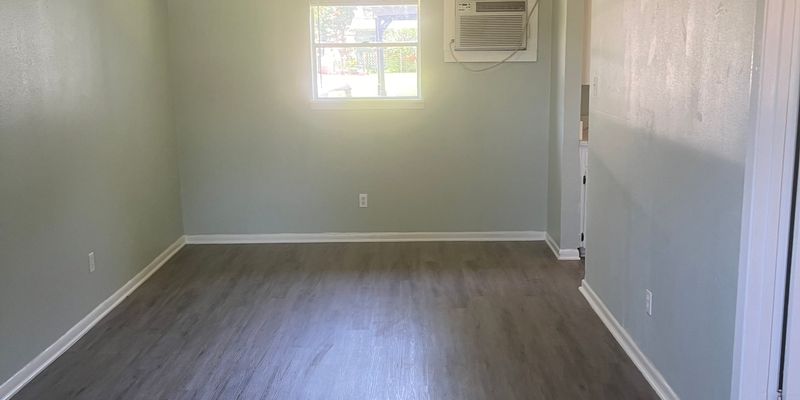 Copperas Cove Apartment: 214 E Reagan Ave