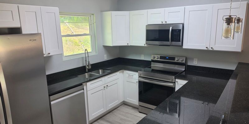 Garland County House: 231 White Eagle Trail