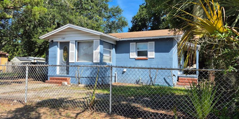 Jacksonville House: 1305 E 30th St