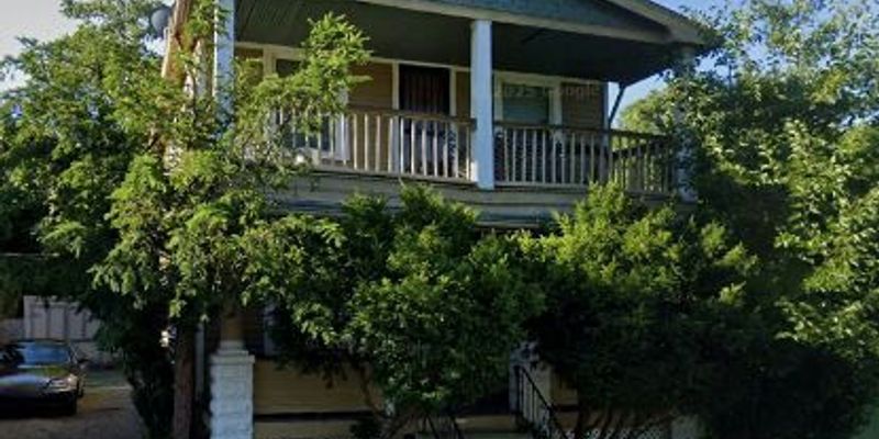 Cleveland Apartment: 9018 Easton Ave