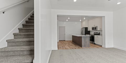 3_108 - 3368 s 1010 w, nibley -  isaac walbeck - dfm media.jpg