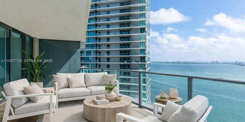 Miami Condo: 650 NE 32nd St