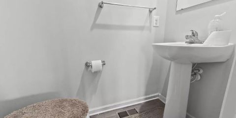 Capture half bath.JPG