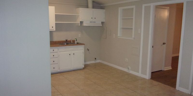 Memphis House: 4512 Neely Rd