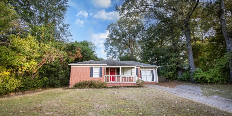Phenix City House: 1800 48th St