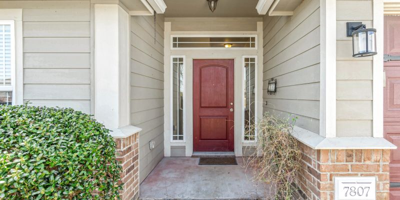Temple House: 7807 Fieldstone Dr