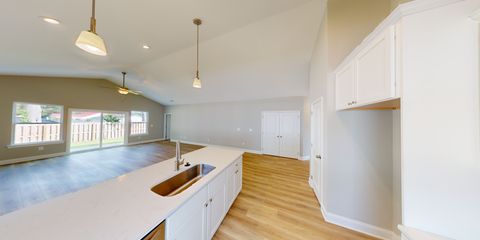 1004-Moen-Loop-Kitchen (3).jpg