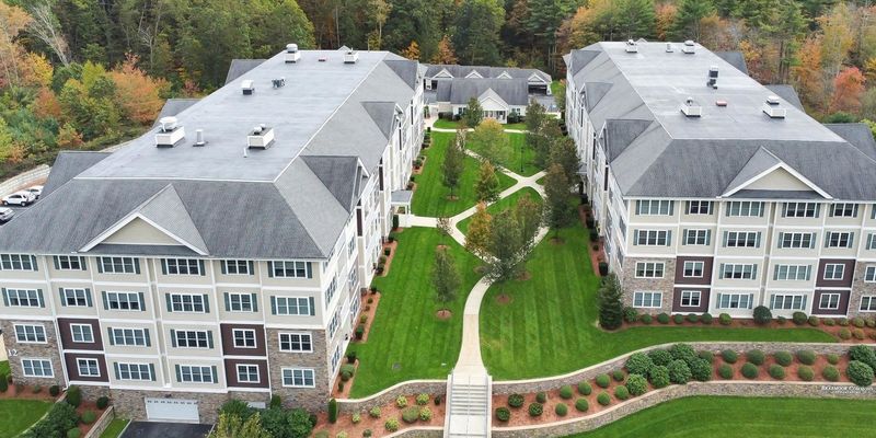 Salem House: 12 Braemoor Woods Rd #U Q198650F