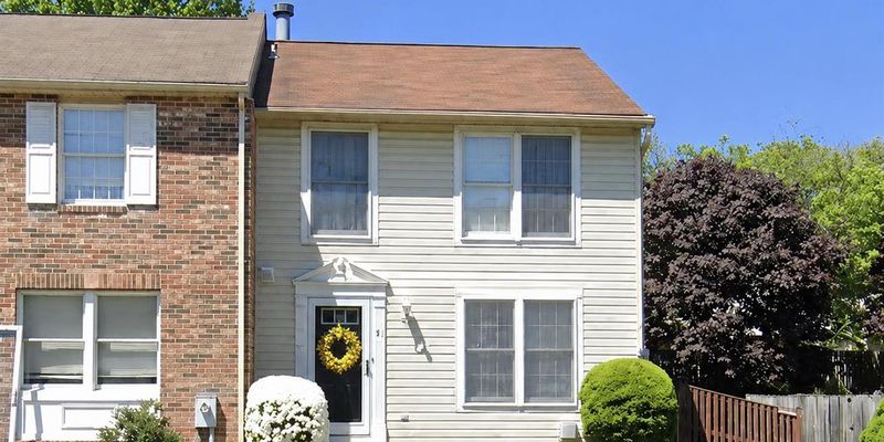 Owings Mills House: 51 Chins Ct, Owings Mills, MD 21117
