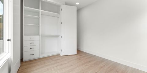Unit C Guest Bed Closet.jpg