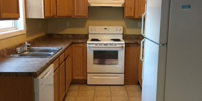 Plattsburgh Apartment: 80 Sailly Ave