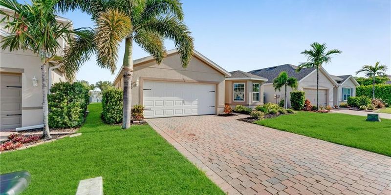 Cape Coral House: 3477 Acapulco CIR, Cape Coral, FL 33909