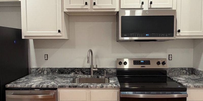 Johnson City Apartment: 252 Main St