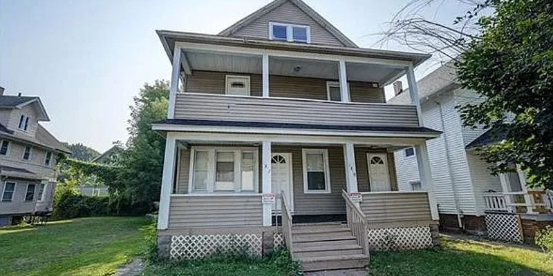 Rochester Apartment: 1317-1319 North St