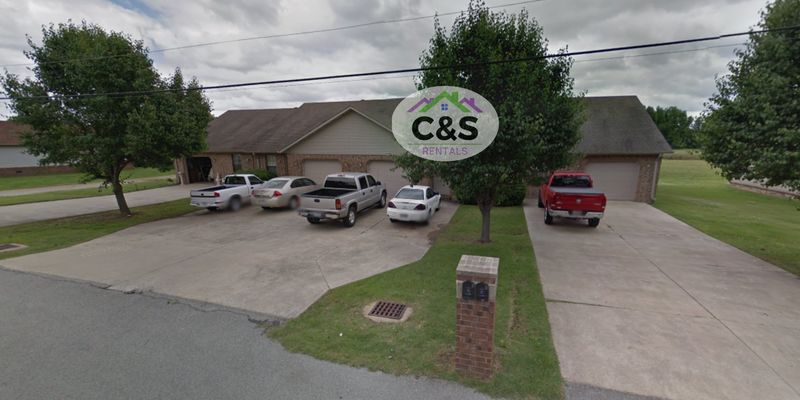 Paragould Apartment: 601 Bogil Rd